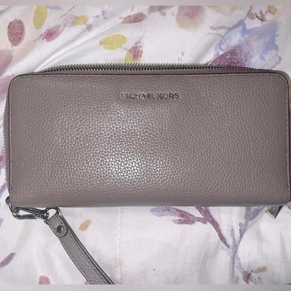 Grey Michael Kors wallet